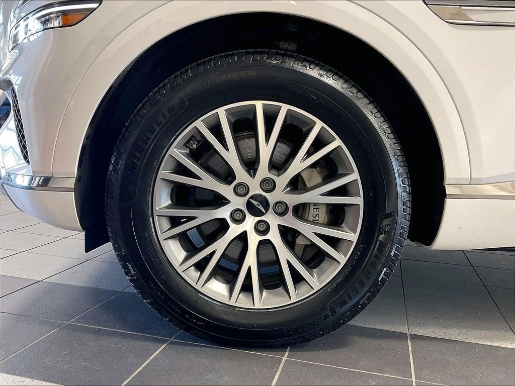 Used 2025 White Genesis 2.5T image 7