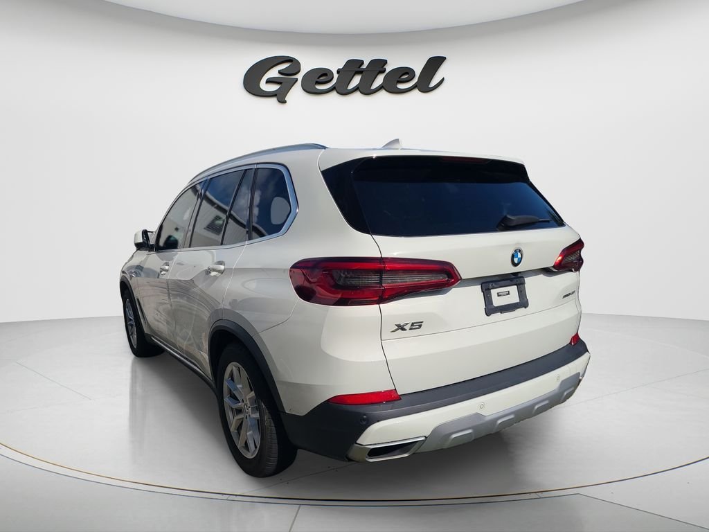 Used 2020 White BMW sDrive40i image 6