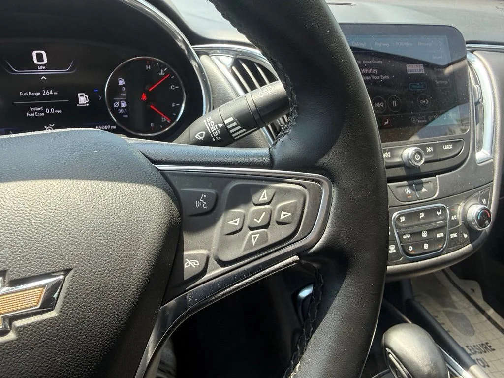 Used 2024 Gray Chevrolet LT image 17