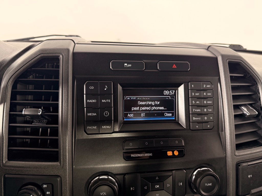 Used 2018 Ingot Silver Ford XL image 32