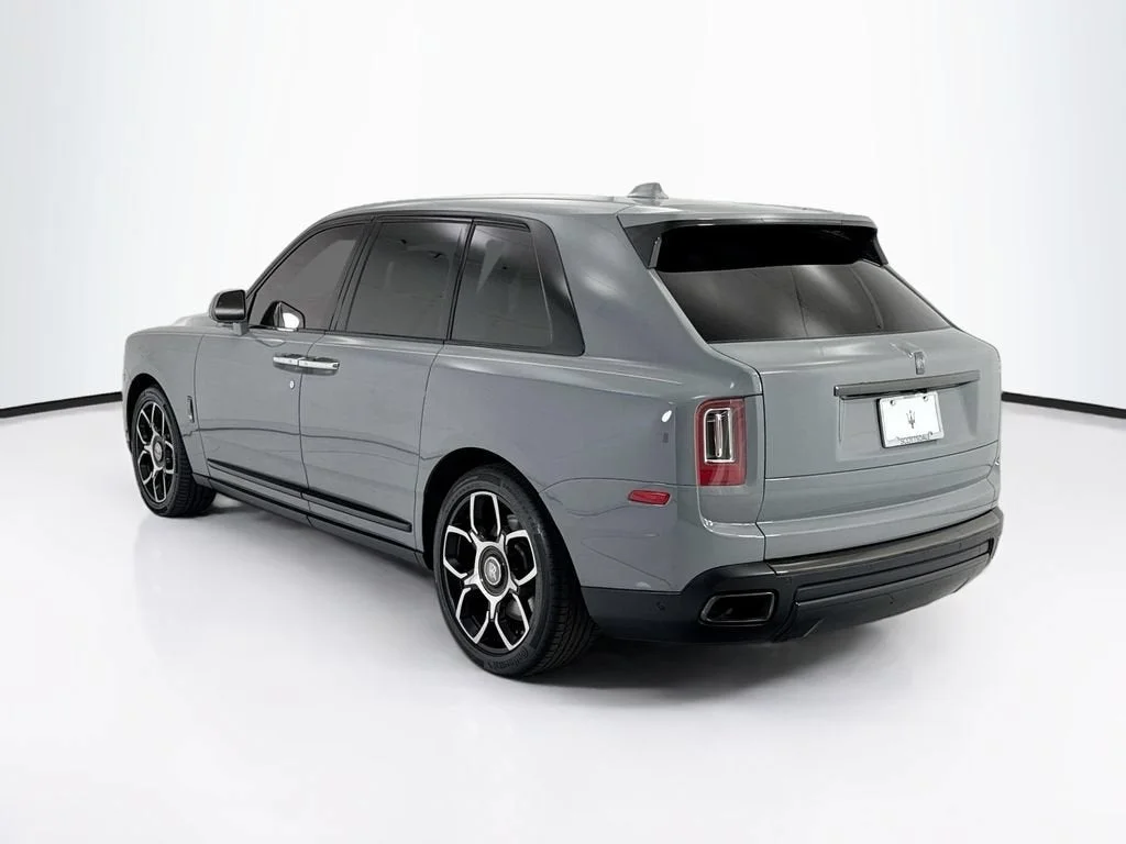 Used 2022 Burnout Gray Rolls-Royce Black Badge image 7