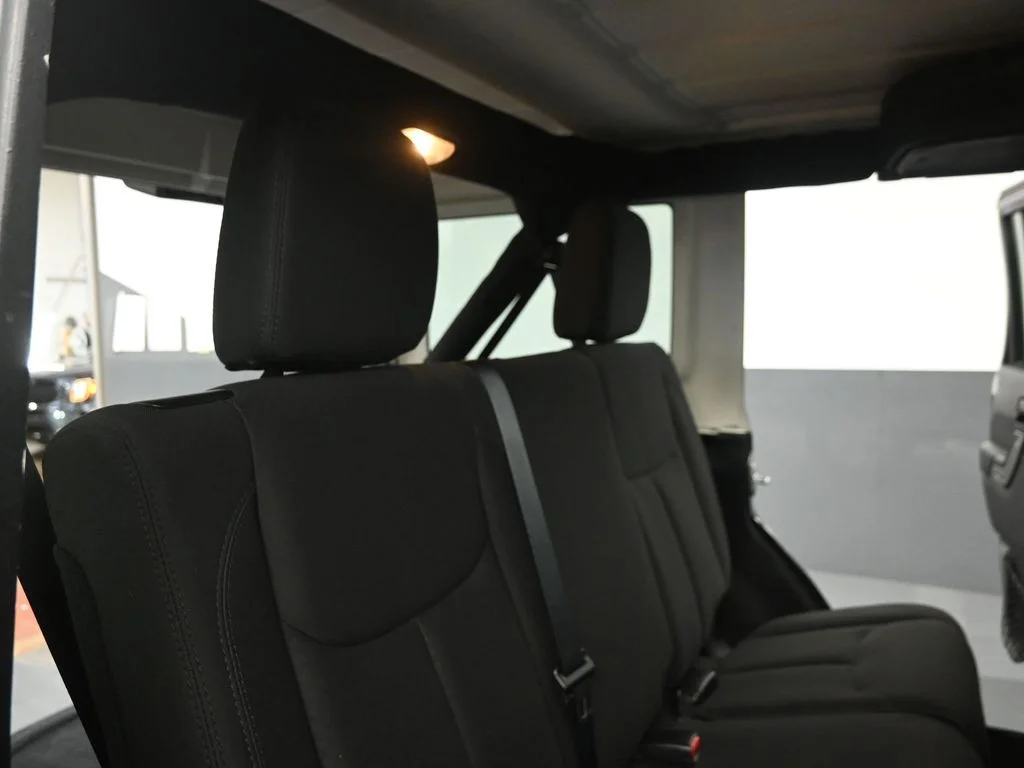 Used 2015 Black Jeep Unlimited Sport image 23