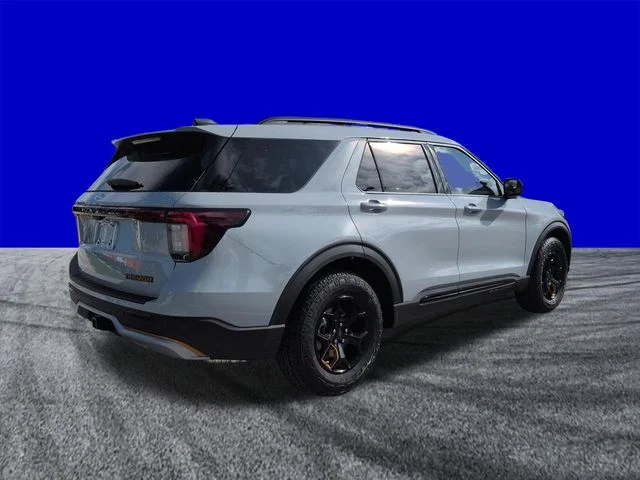 New 2027 Avalanche Gray Ford Tremor® image 4