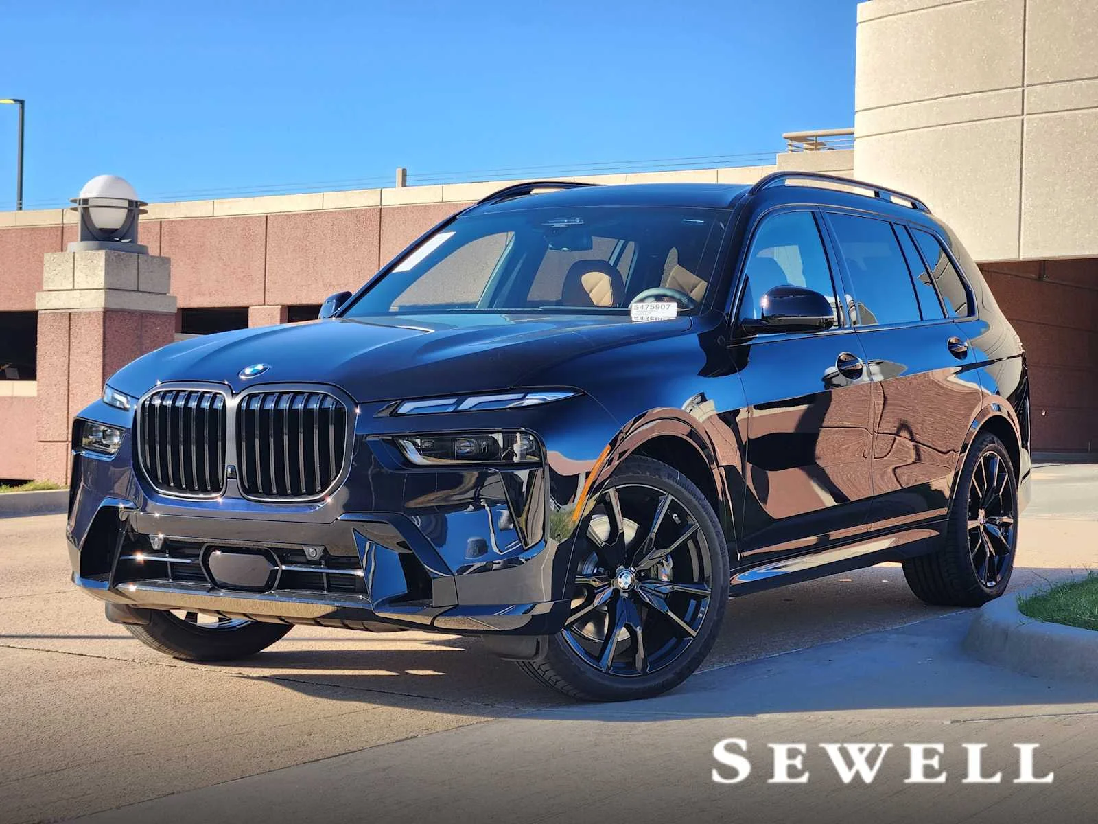 2027 BMW X7