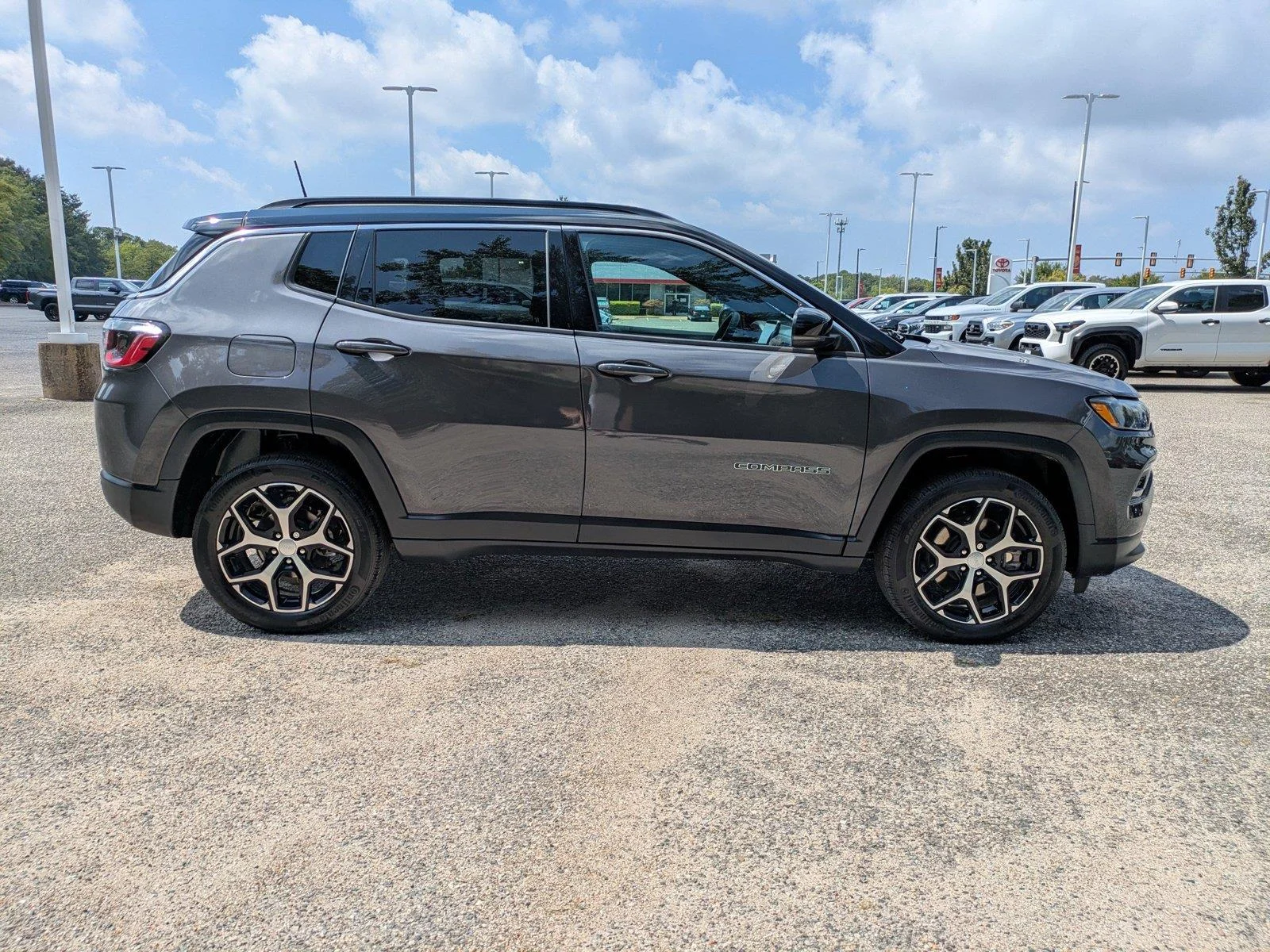 Used 2024 Baltic Gray Metallic Clearcoat Jeep Limited image 3