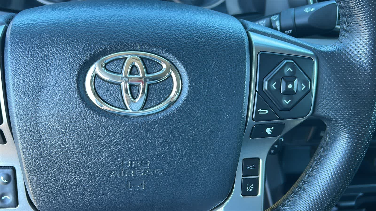 Used 2019 Midnight Black Metallic Toyota SR5 image 20