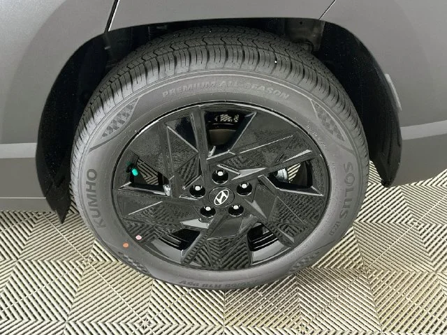 New 2027 Black Hyundai SEL Sport image 20