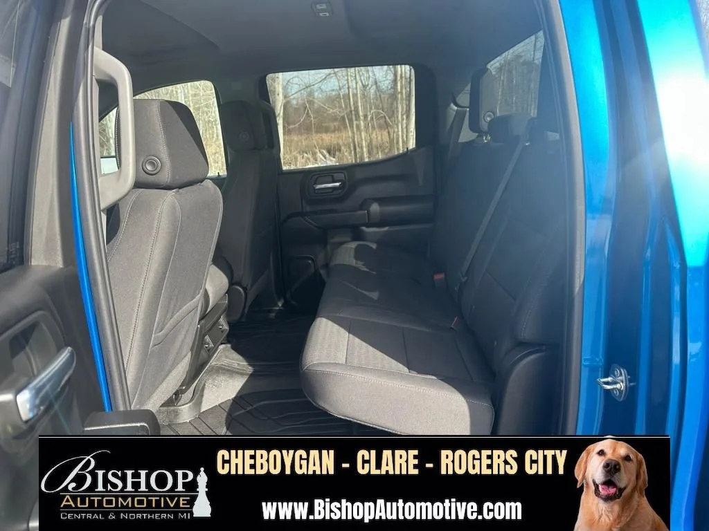 Pre-Owned 2023 Chevrolet Silverado 1500 Custom Crew Cab image 29
