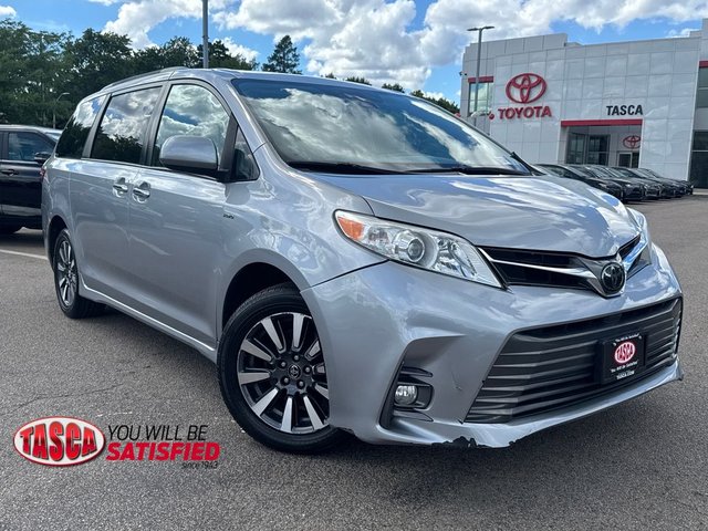 2018 Toyota Sienna XLE Premium