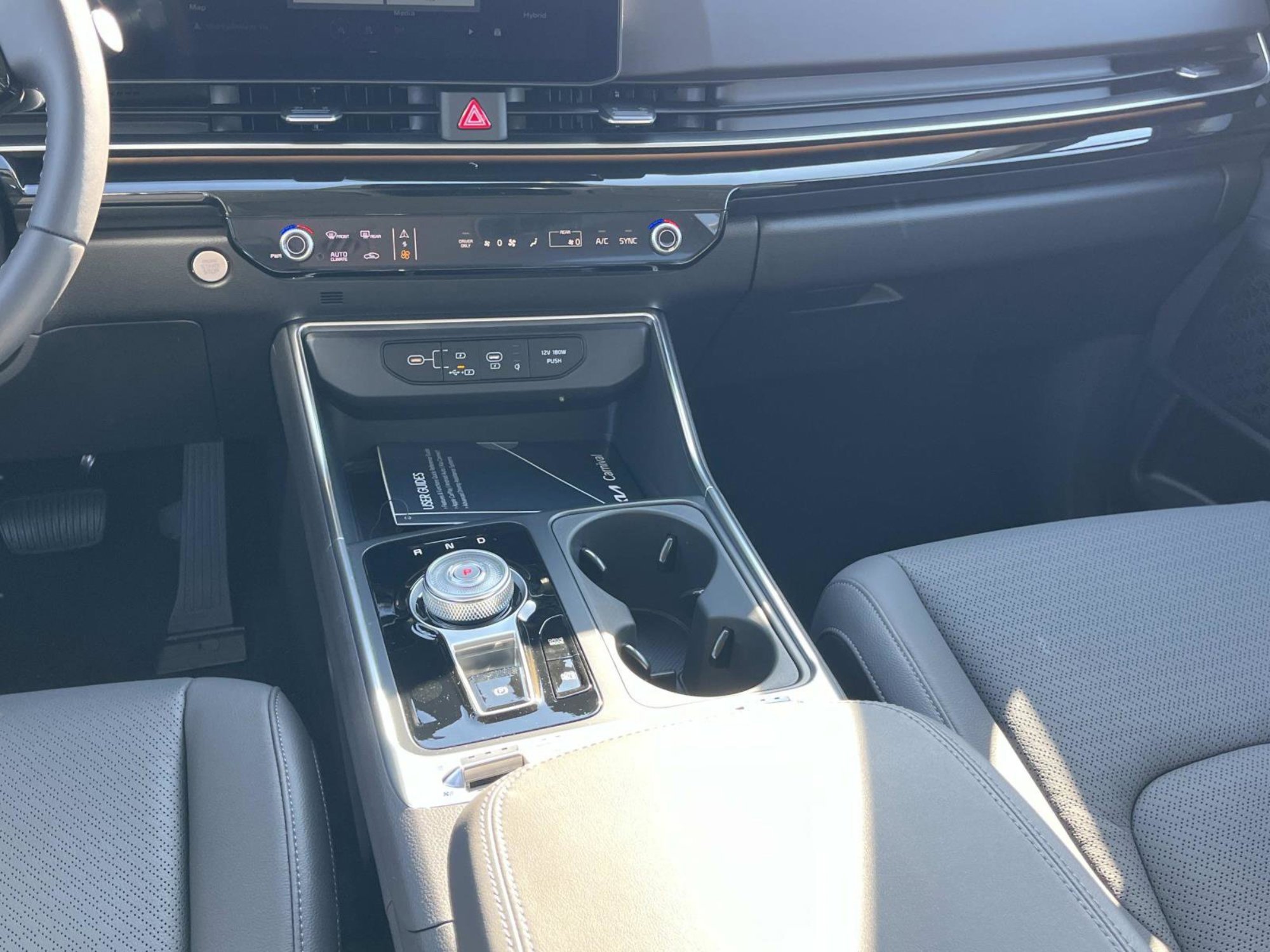 New 2026 Snow White Pearl Kia SX Prestige image 15