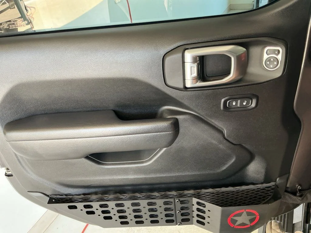 Used 2022 Crystal Metallic Jeep Rubicon image 19