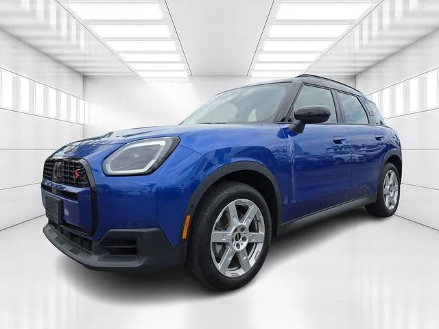 2025 MINI Countryman S ALL4's photo