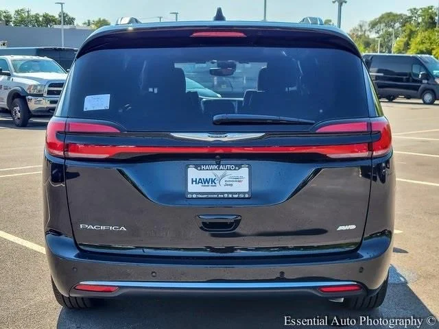 2026 Chrysler Pacifica Pinnacle - Photo 5