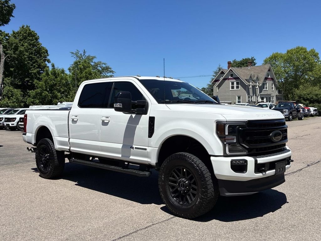 Used 2022 White Ford Lariat image 3