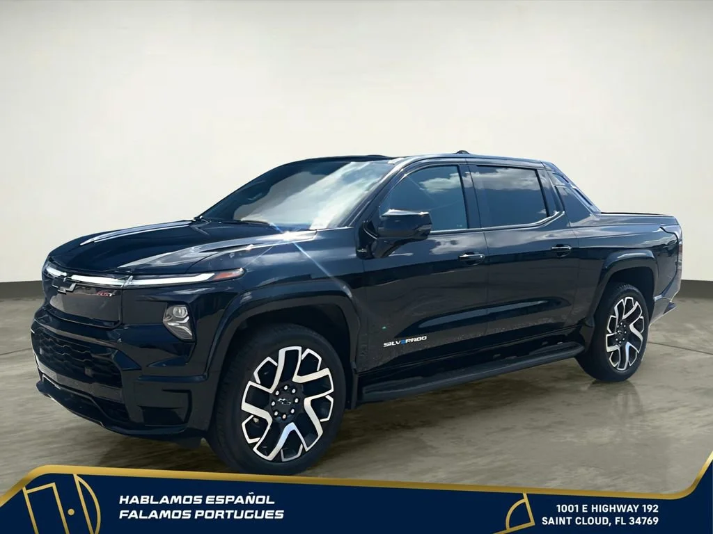 Used 2025 Black Chevrolet RST - Max Range image 2