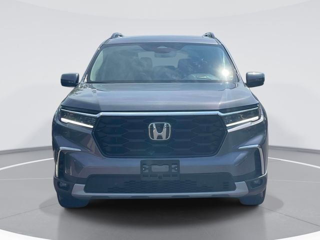 Used 2024 Crystal Black Pearl Honda Touring image 2