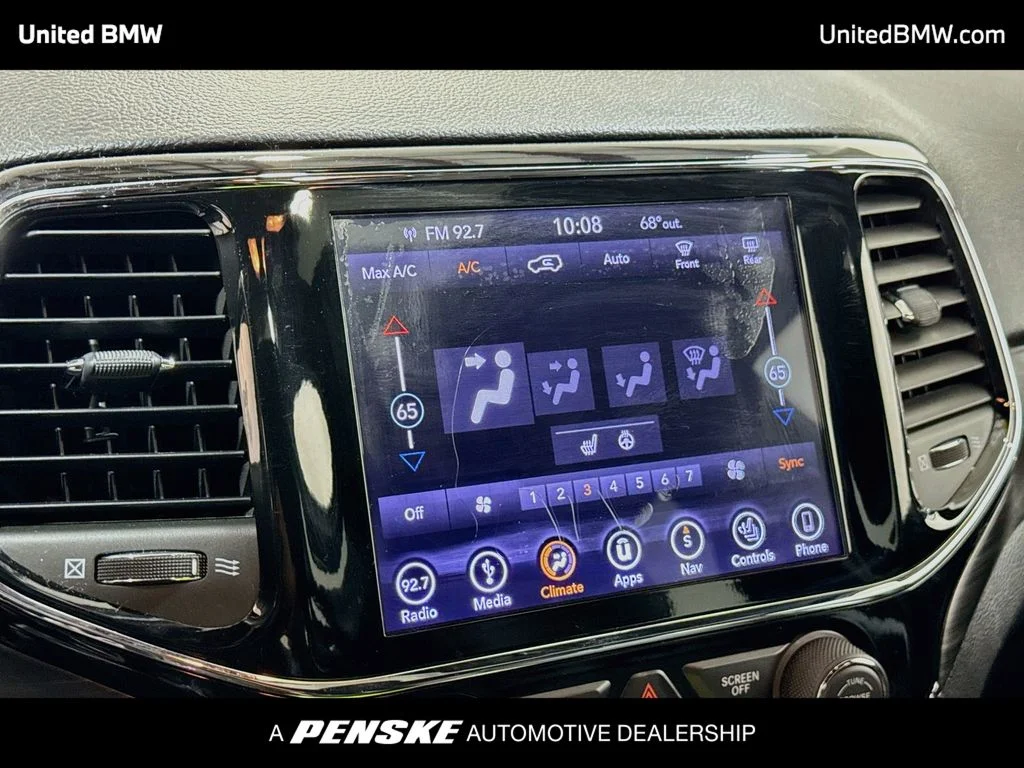 2019 Jeep Grand Cherokee Altitude - Photo 11