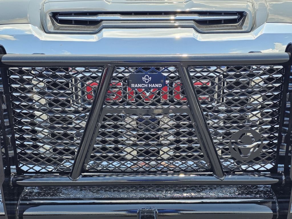 Used 2024 Black GMC Denali image 3