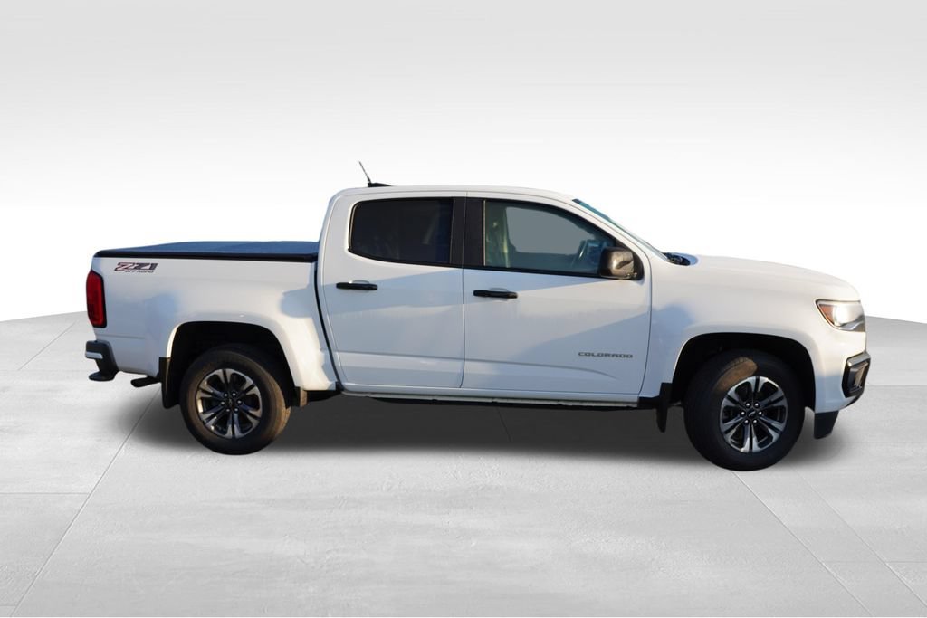 Certified Used 2021 SUMMIT WHITE Chevrolet 4WD Z71 image 2