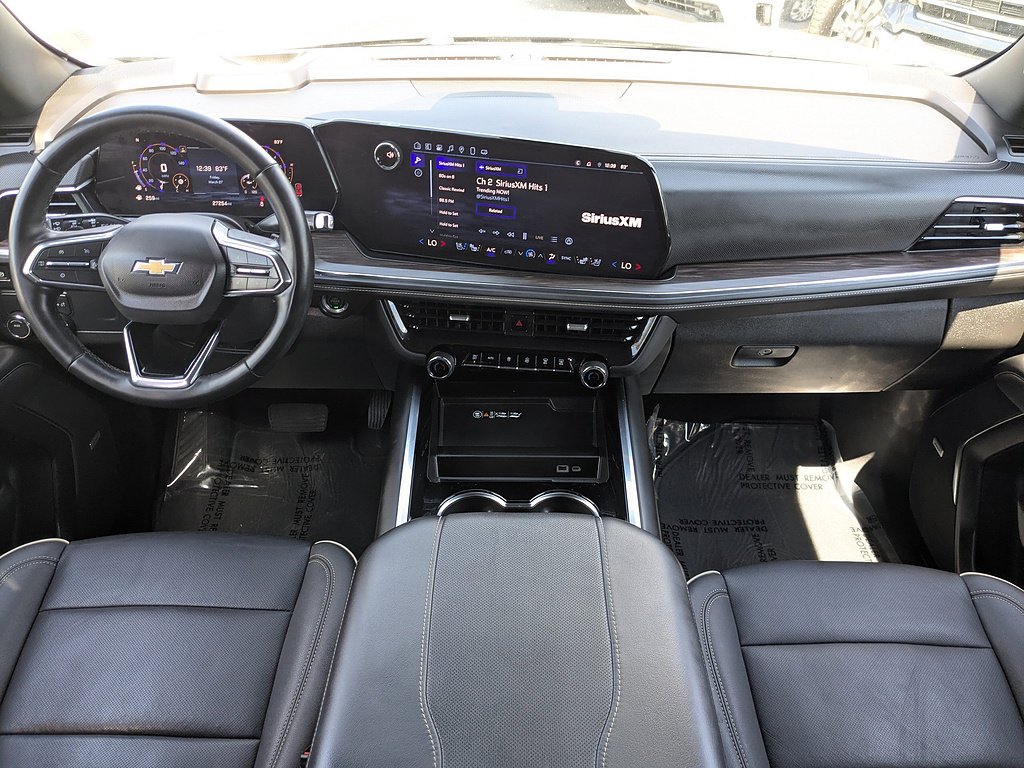 2025 Chevrolet Suburban Premier - Photo 14
