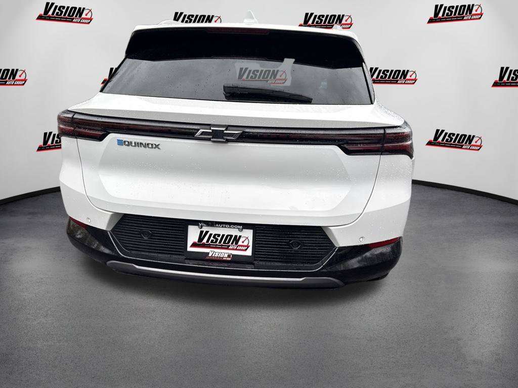 Used 2024 White Chevrolet LT image 6
