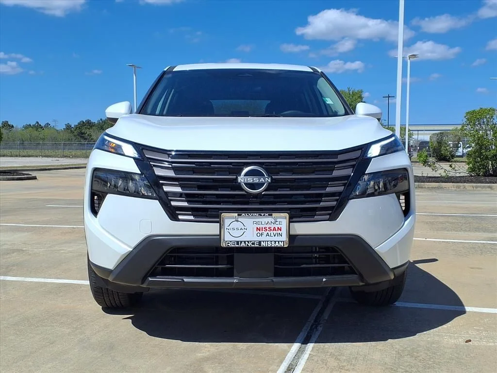New 2026 Everest White Pearl TriCoat Nissan SV image 5