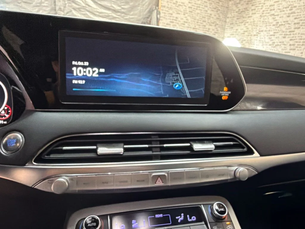 Used 2020 Rainforest Hyundai Limited image 31