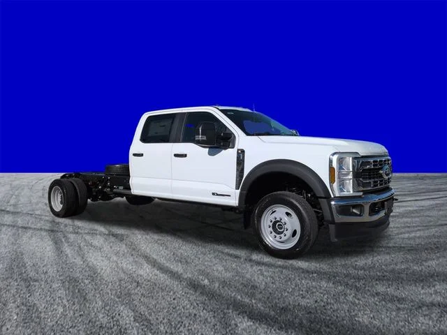 New 2026 Oxford White Ford F-450® XL image 2