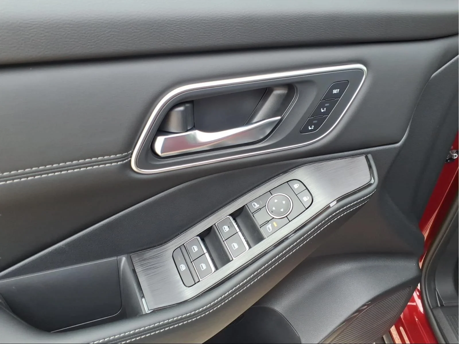 2026 Nissan Rogue Platinum - Photo 12