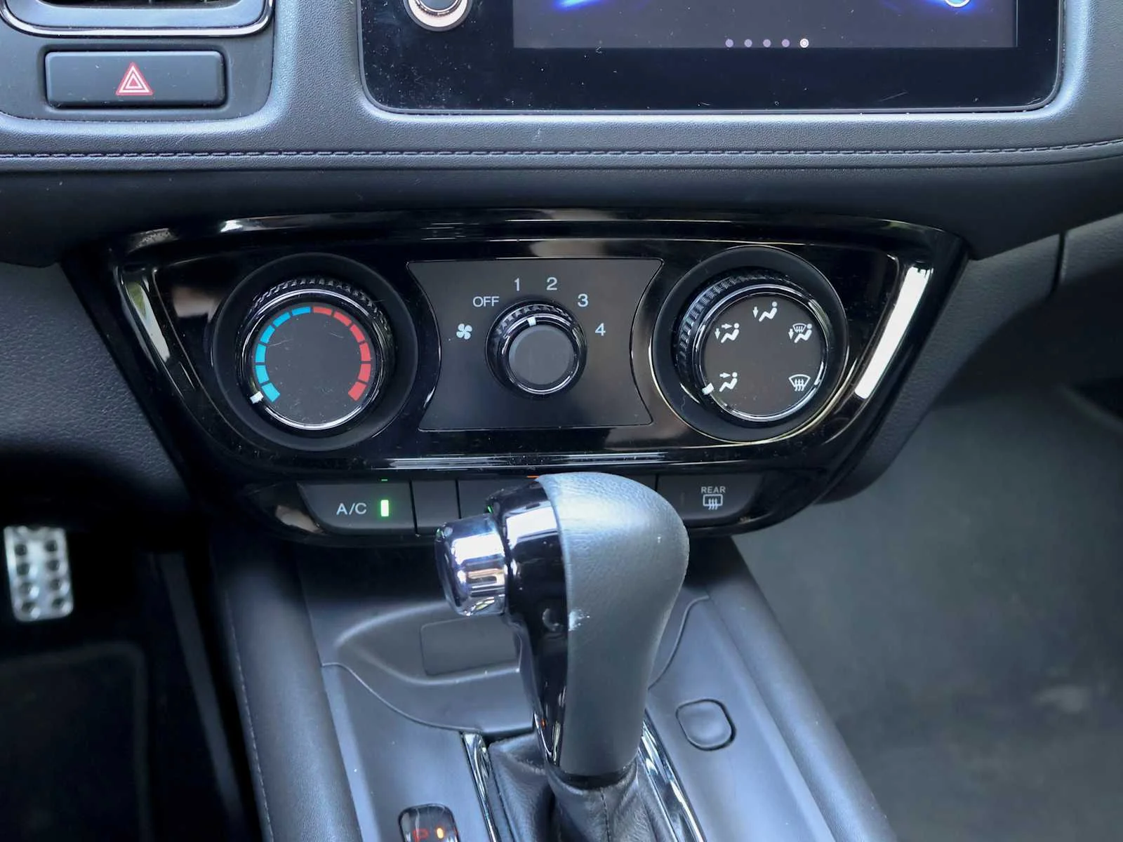Used 2019 Lunar Silver Metallic Honda Sport image 21