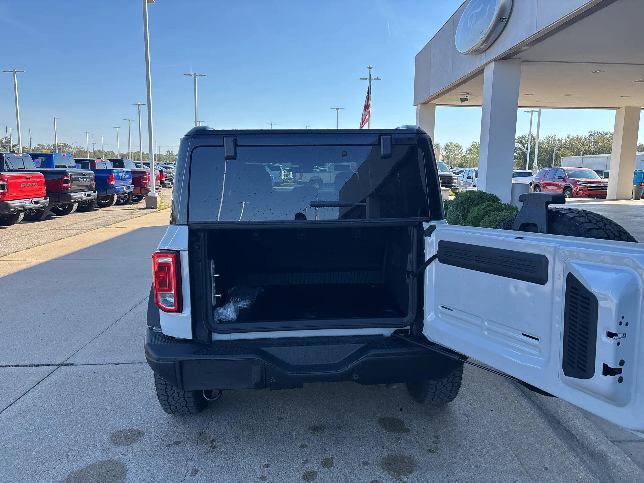 New 2026 Avalanche Gray Ford Big Bend image 9