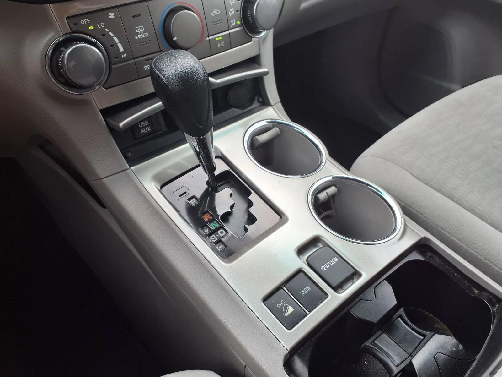 Used 2012 Classic Silver Metallic Toyota Base image 13