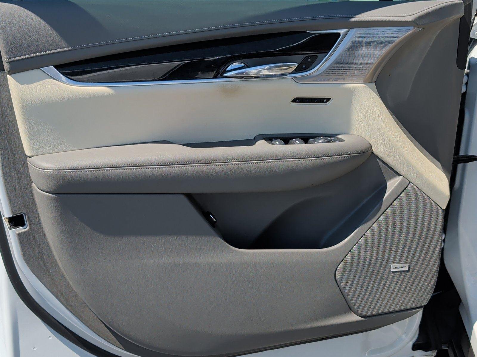 Used 2023 Crystal White Tricoat Cadillac FWD Premium Luxury image 13