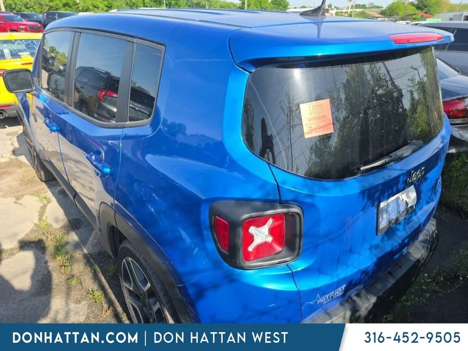 Used 2020 Jeep Renegade Jeepster with VIN ZACNJAAB2LPM08746 for sale in Park City, KS