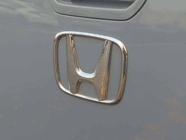 Certified Used 2023 Sonic Gray Pearl Honda RTL-E image 27