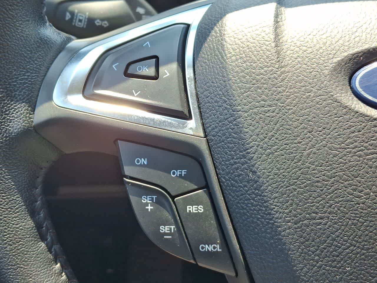 Used 2023 Iconic Silver Metallic Ford SEL image 23