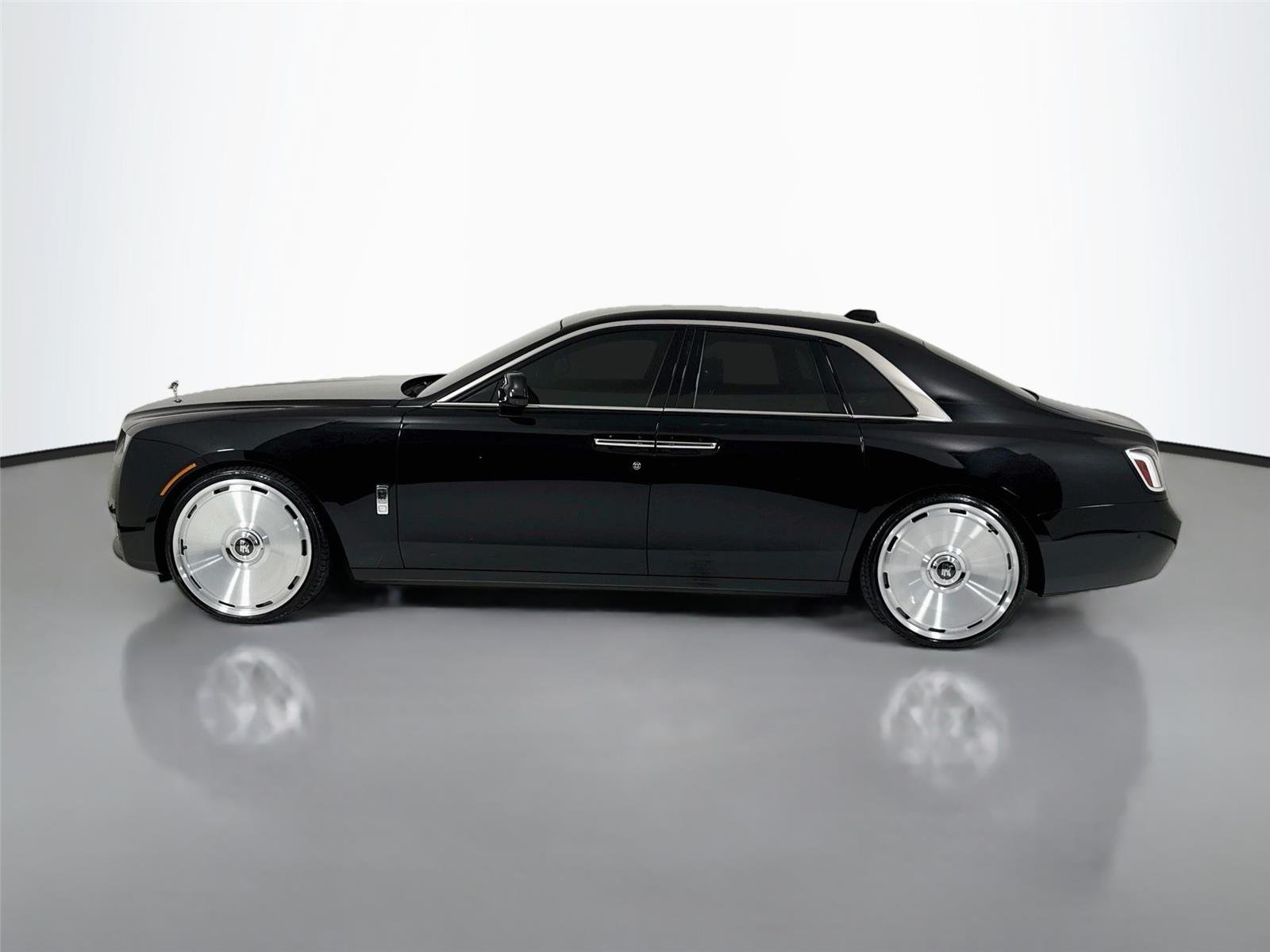 Used 2025 Black Diamond Rolls-Royce Starlight Headliner | 1 Owner & 3k miles! | 24
