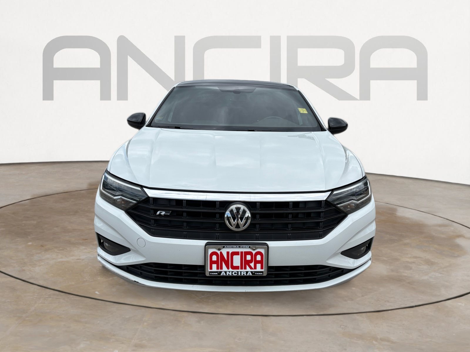 Used 2019 Pure White Volkswagen R-Line image 5