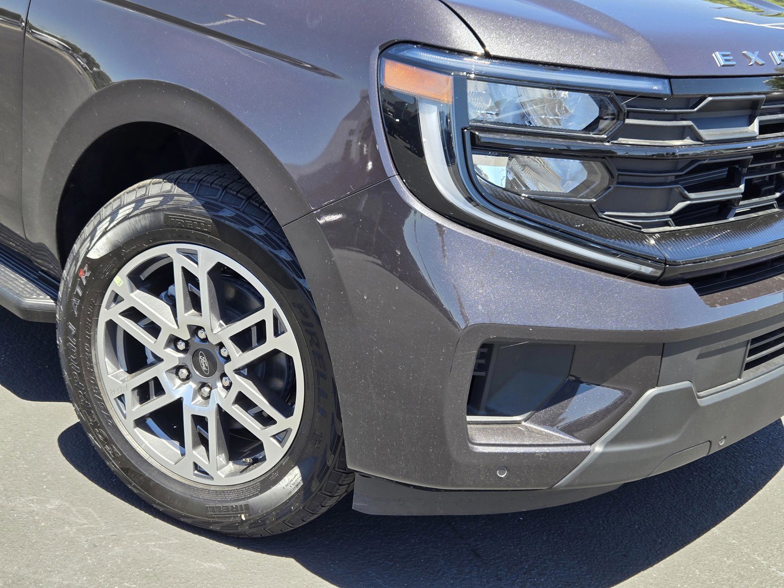 New 2026 Dark Matter Gray Metallic Ford Active image 6
