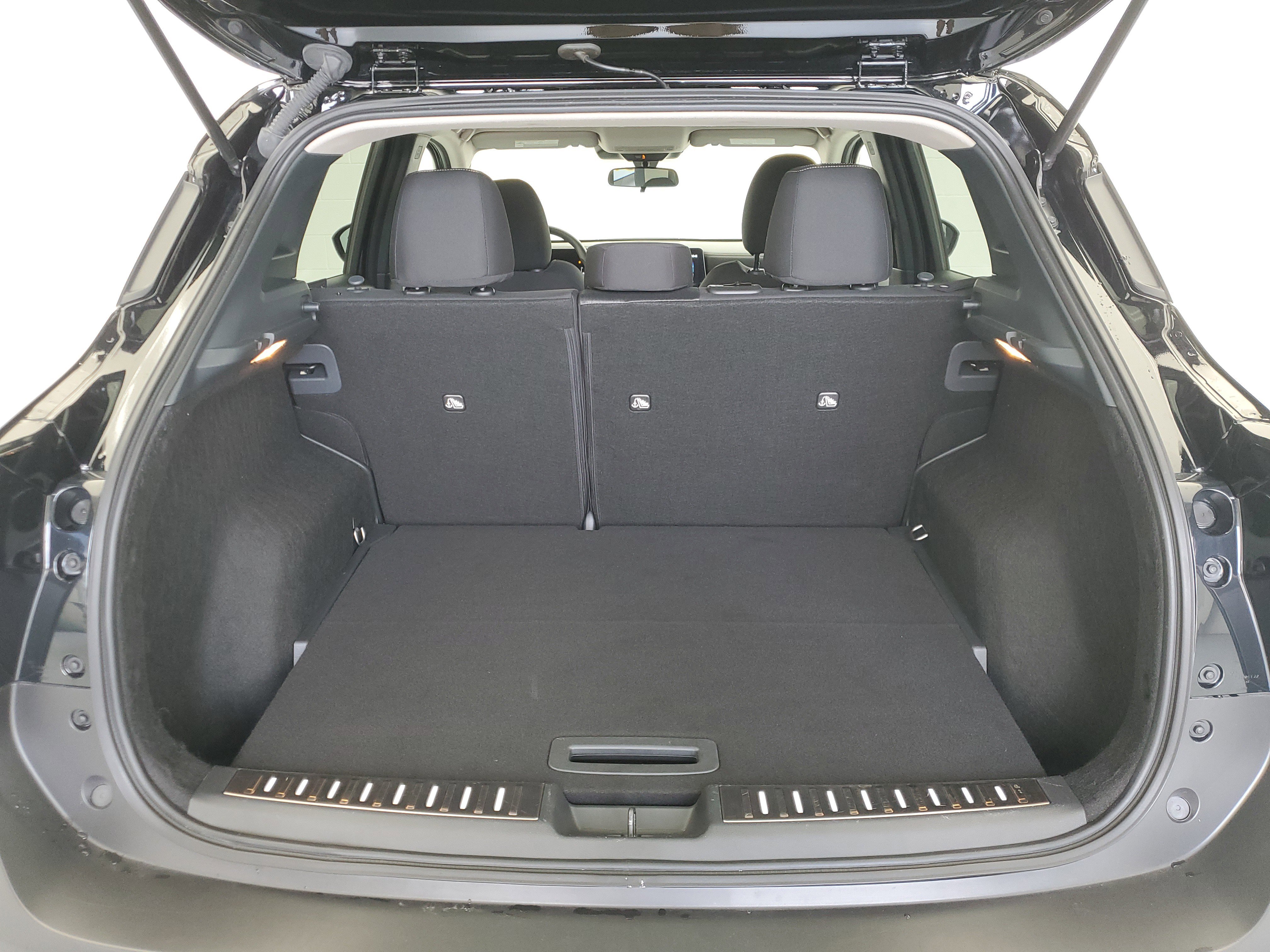 Used 2025 Super Black Nissan SV image 10