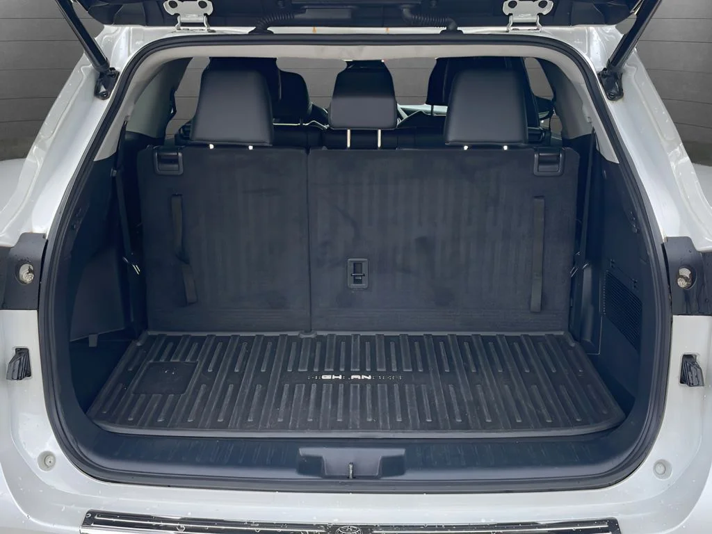 Certified Used 2023 Beige Toyota XLE image 35