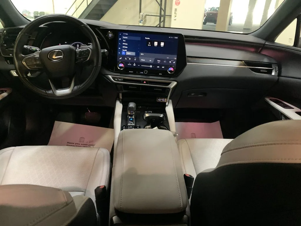 Used 2023 White Lexus 350 Premium Plus image 16