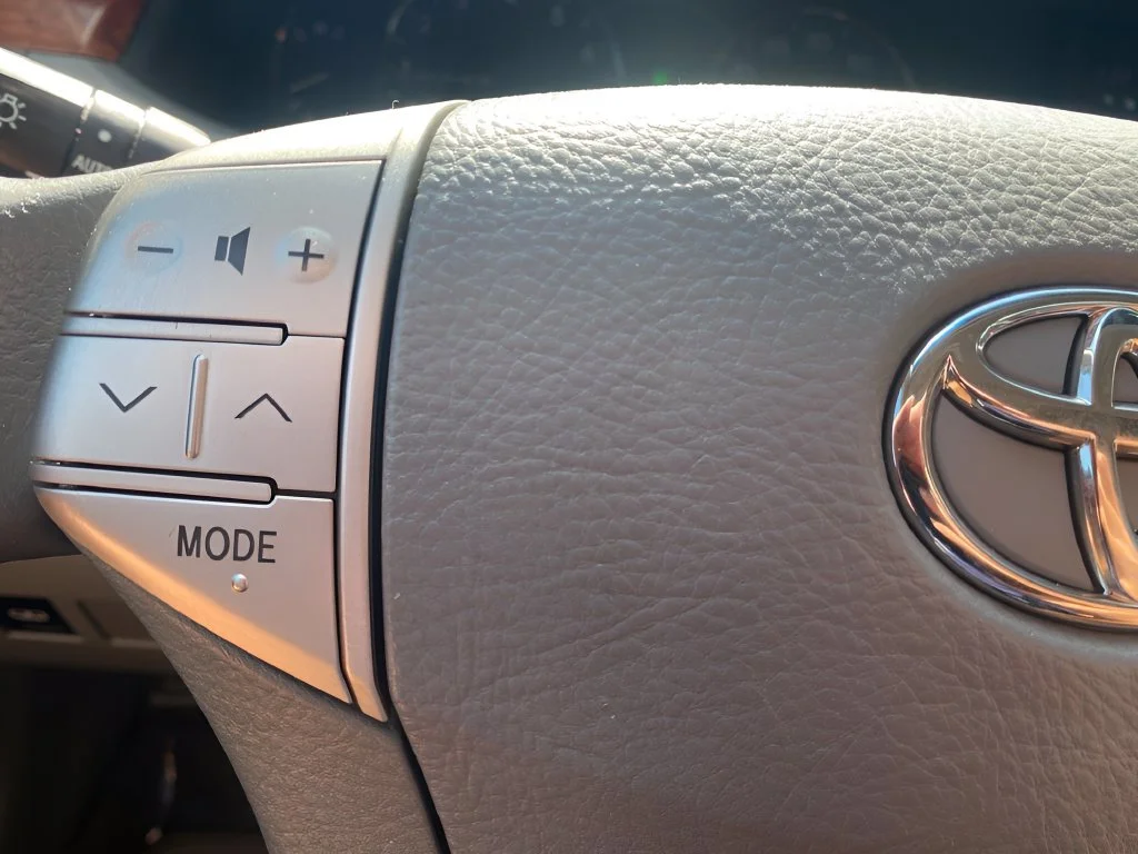 Used 2007 Silver Toyota XL image 19