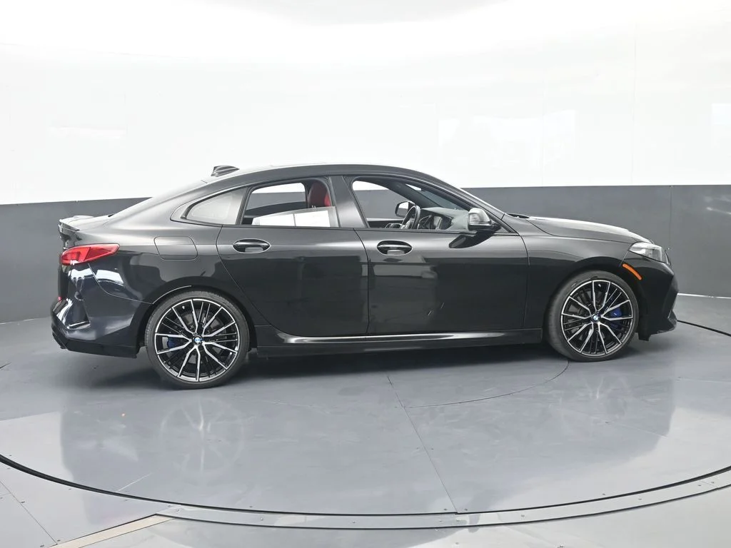 Used 2022 Black Sapphire Metallic BMW M235i xDrive image 7