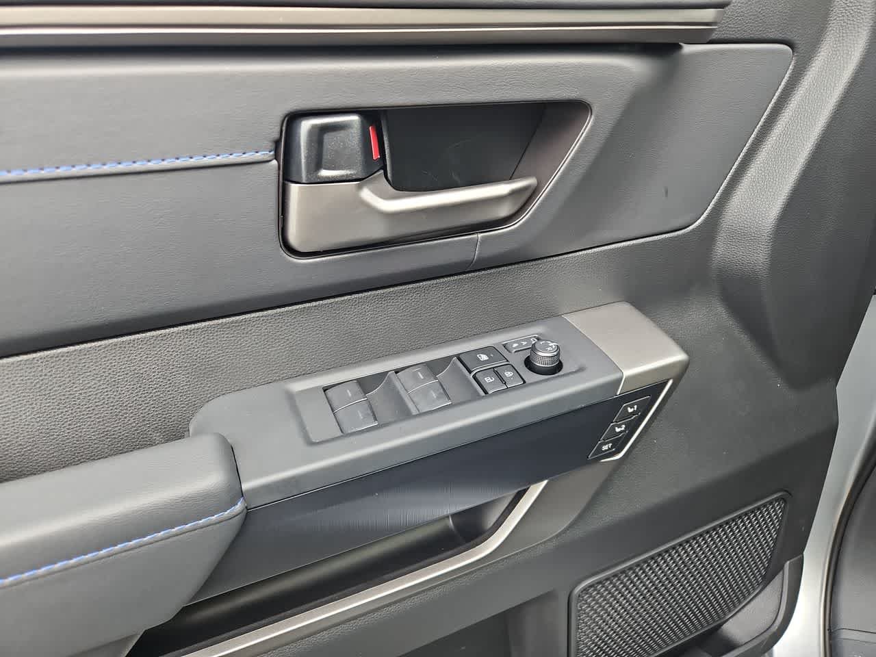 New 2026 Celestial Silver Metallic Toyota Platinum image 12
