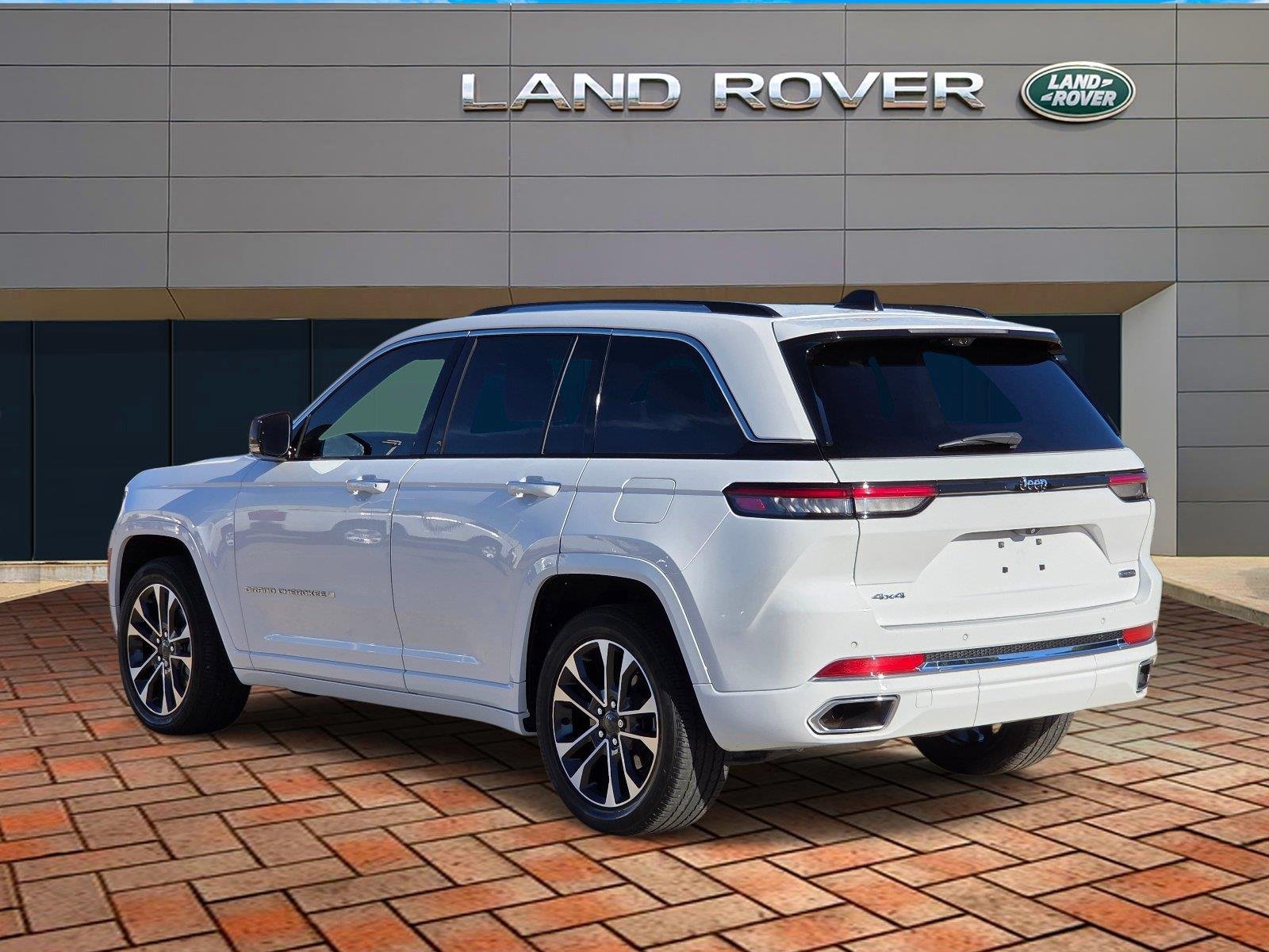 Used 2023 Bright White Clearcoat Jeep Overland image 6