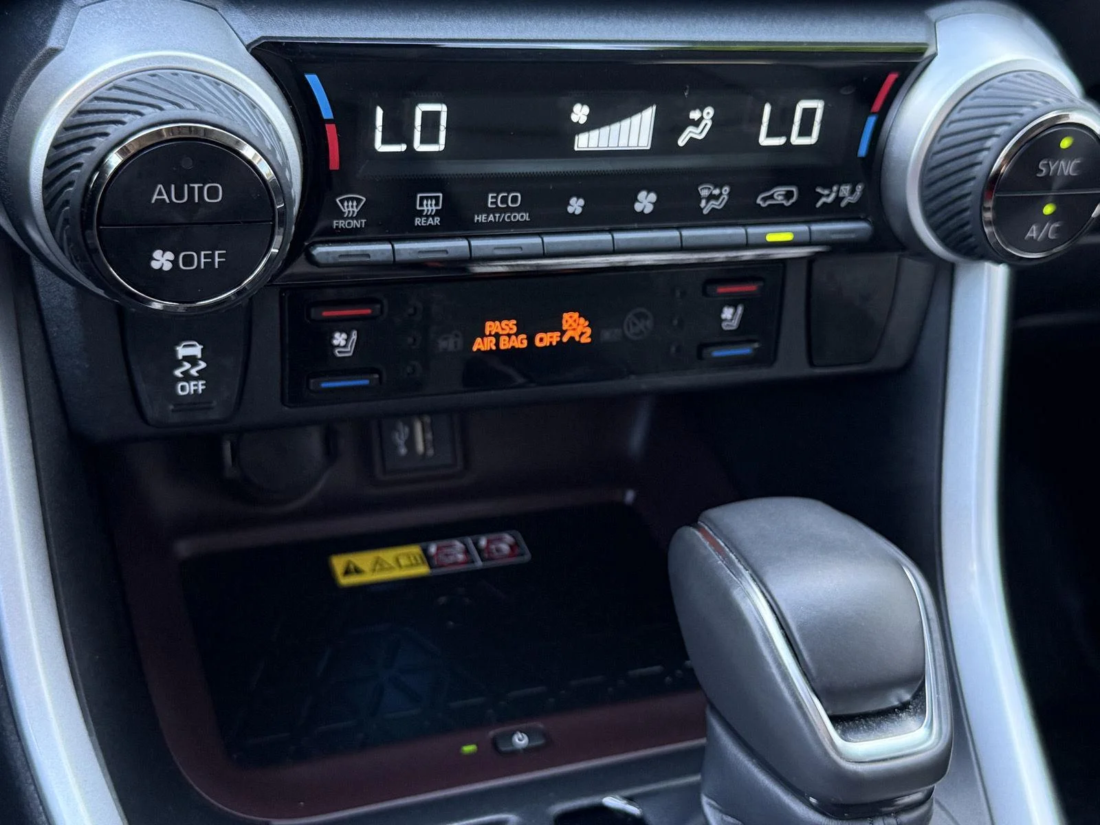 Used 2023 Wind Chill Pearl Toyota Limited image 23