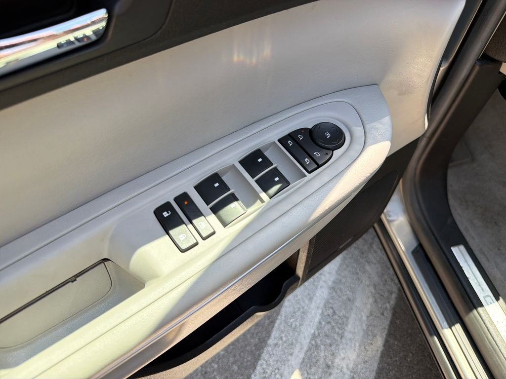 Used 2008 Blue GMC SLT-2 image 20