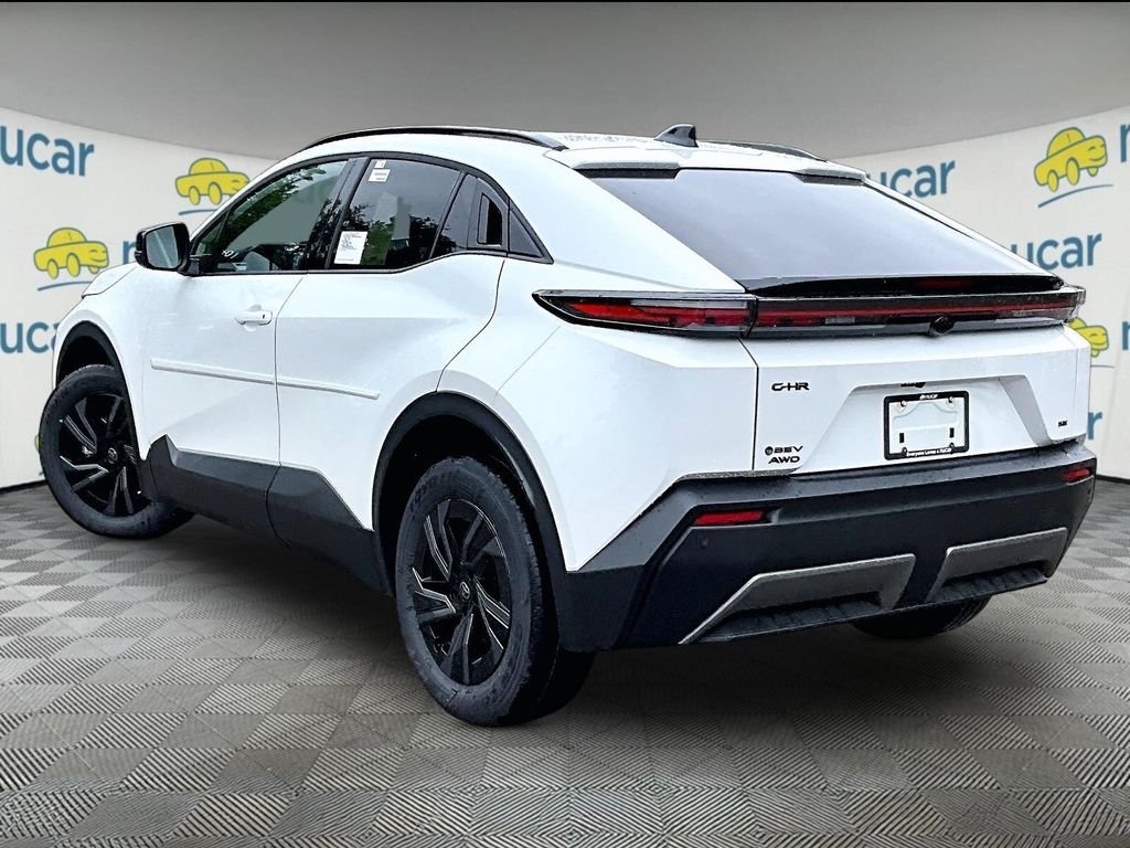 New 2026 Wind Chill Pearl Toyota SE image 5