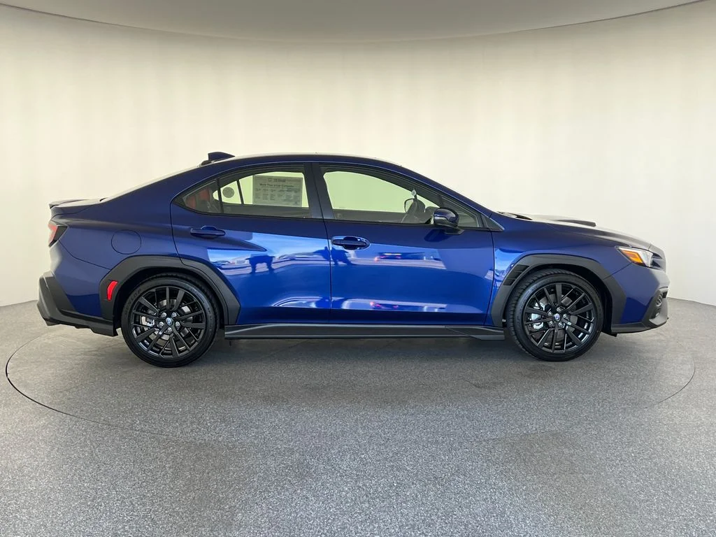 New 2026 SAPPHIRE BLUE PEARL Subaru Limited image 2